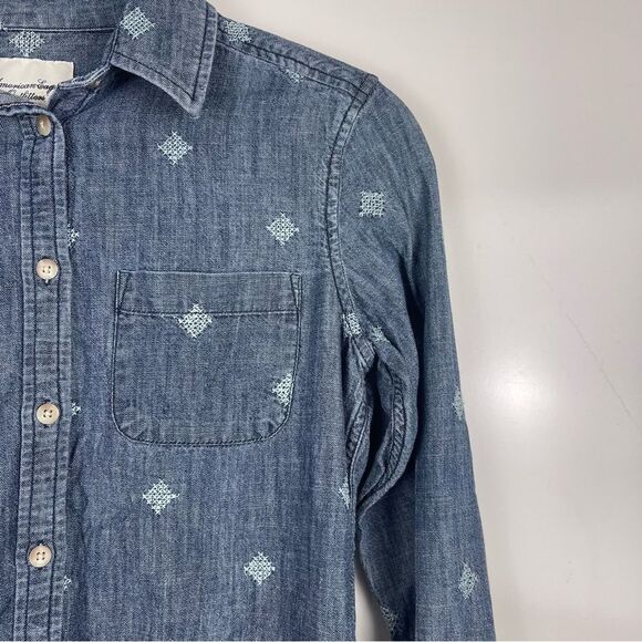 American Eagle Embroidered Chambray Long Sleeve Button Up Shirt Women's Size XS - Picture 5 of 7